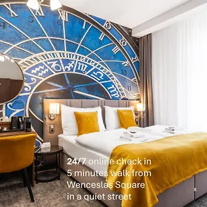 https://royal.praguehotelsweb.com